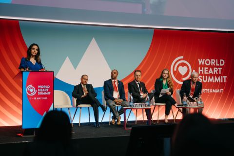 Jour 2 : l’inflammation et les maladies cardiovasculaires – World Heart Federation, photo Aigal Studio